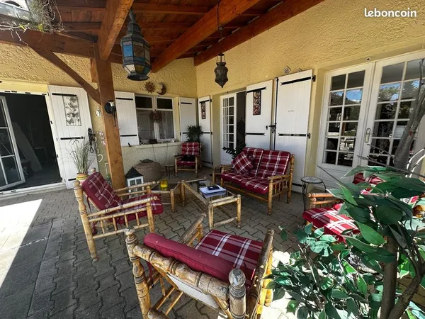 Maison 5 pièces 160 m²