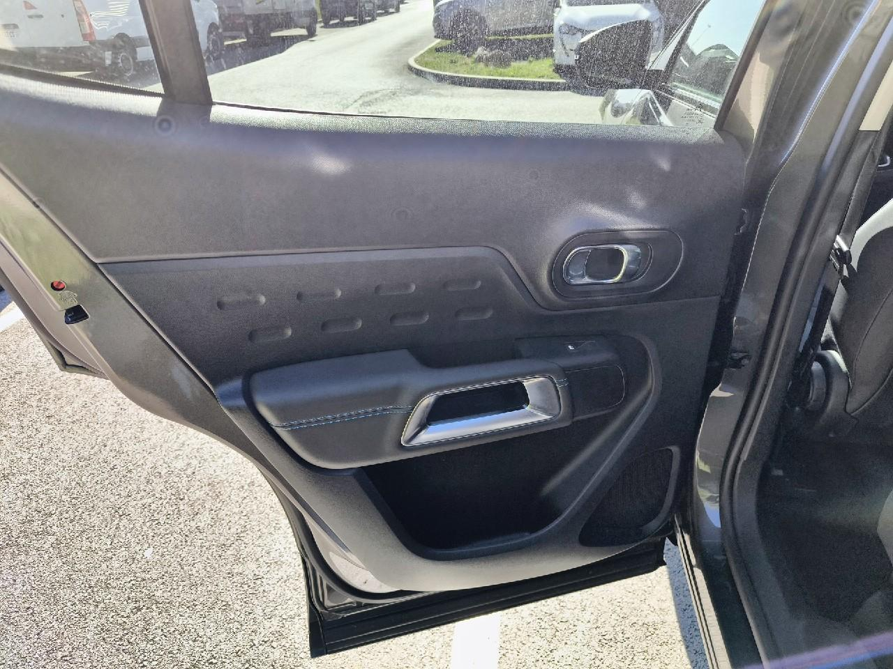 Citroën C5 Aircross hybride 136 e-dcs6 max — photo 6