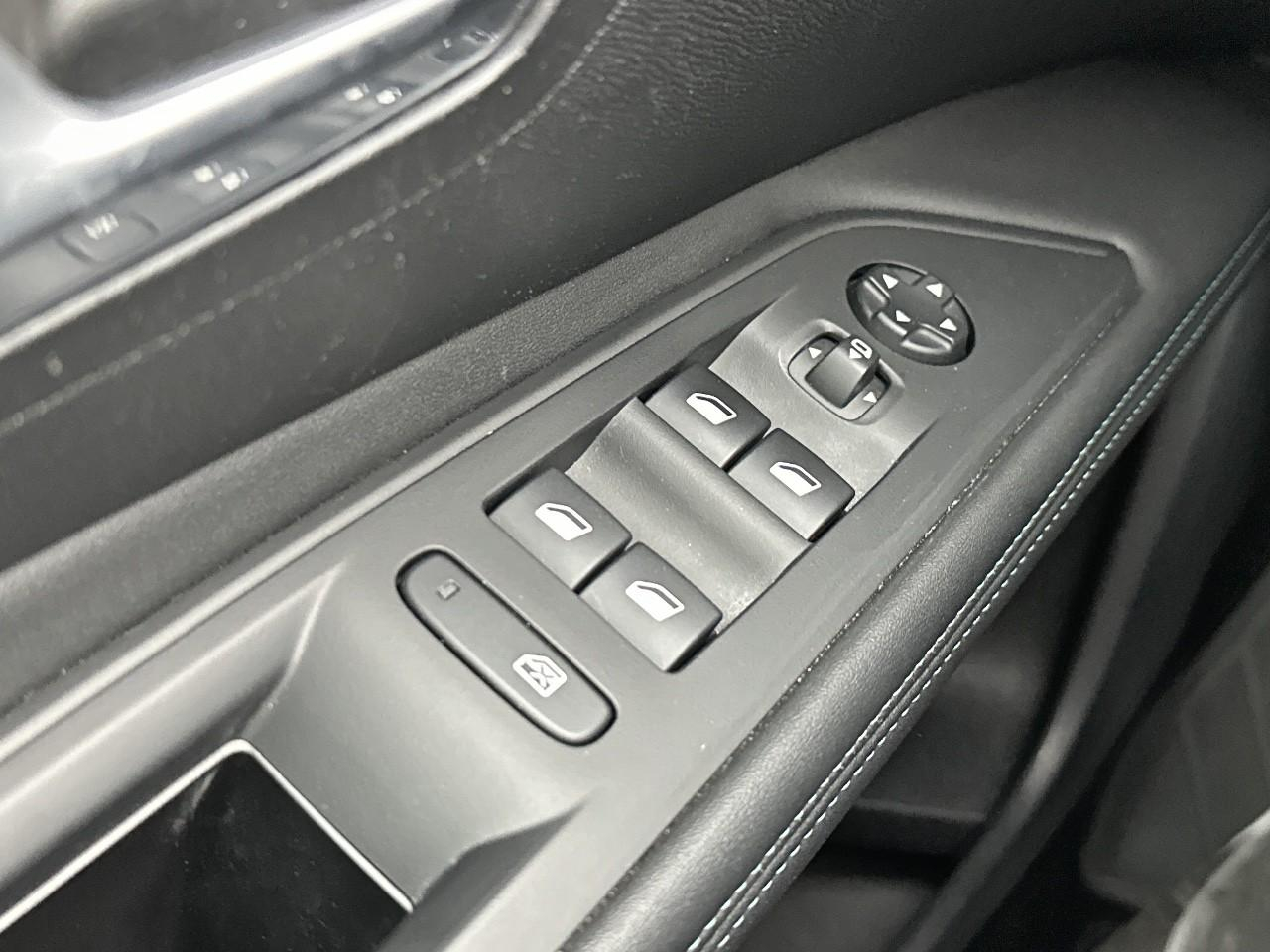 Peugeot 3008 puretech 130ch s&s bvm6 allure pack — photo 15