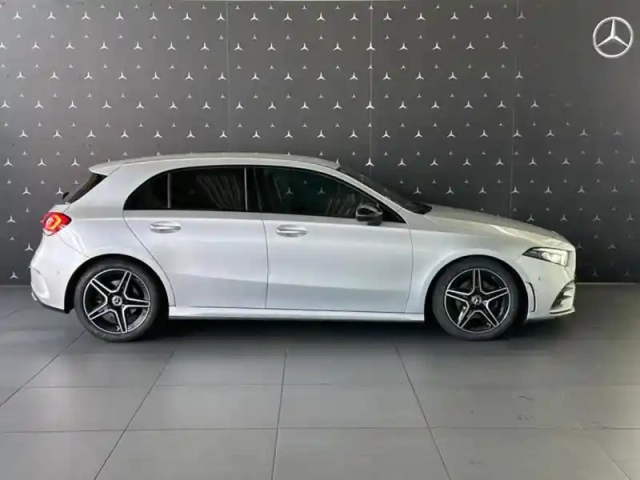 Mercedes Classe A 200 amg line — photo 38