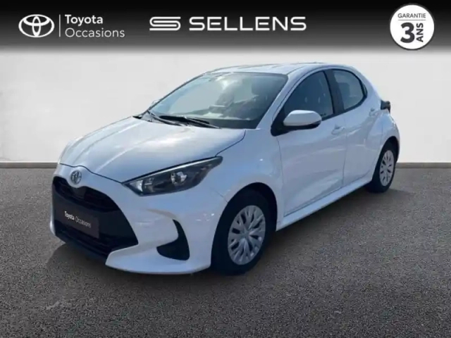 Toyota Yaris 120 vvt-i dynamic 5p my22