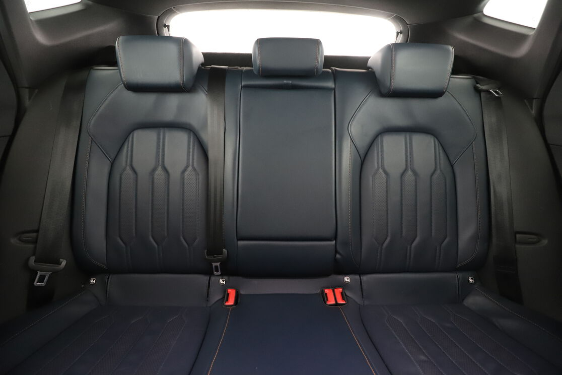 Cupra Formentor 1.4 e-HYBRID VZ DSG6 — photo 14
