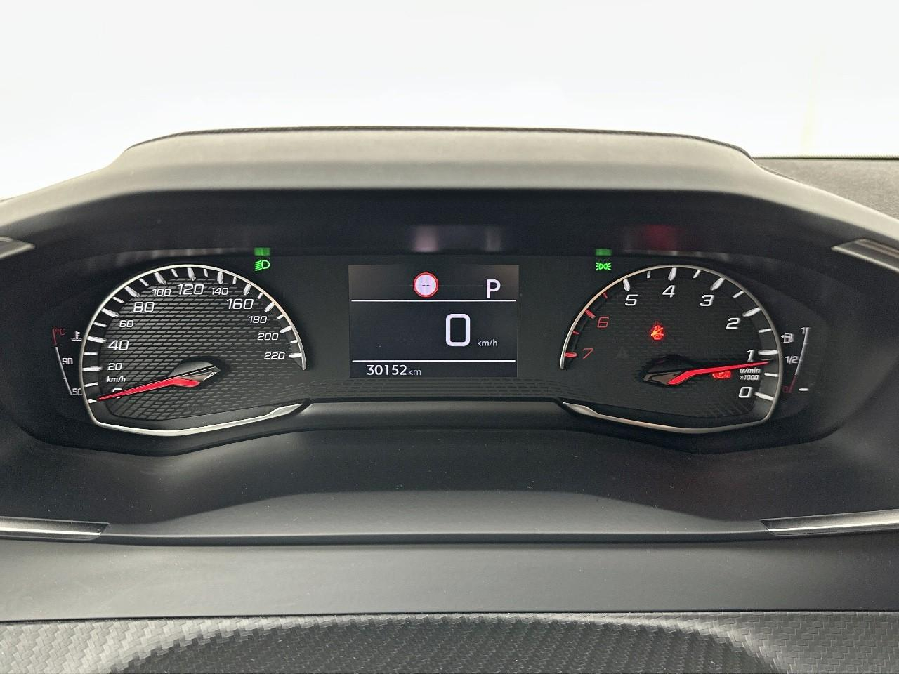 Peugeot 208 puretech 100 s&s eat8 style — photo 15