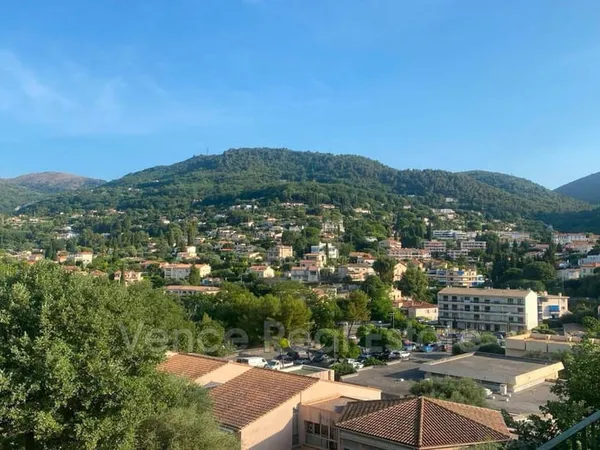 Appartement 4 pièces 80 m²