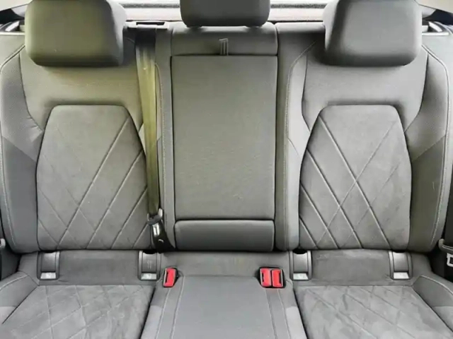 Volkswagen Golf 2.0 tdi 150 style 1st dsg7 — photo 12