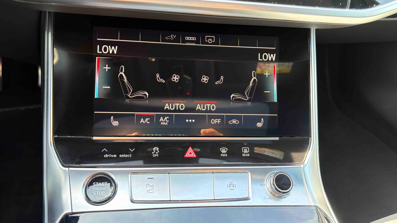 Audi A6 Avant 55 TFSIe 367 ch S tronic 7 Quattro — photo 11