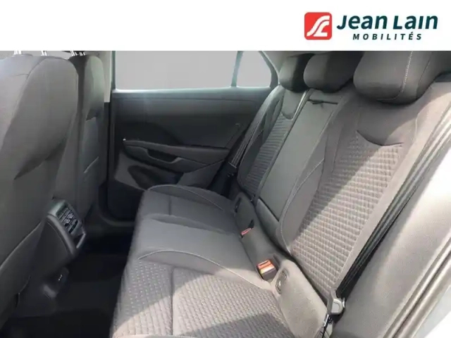 Volkswagen T-Roc 1.5 etsi evo2 hybrid 116 ch dsg7 — photo 17