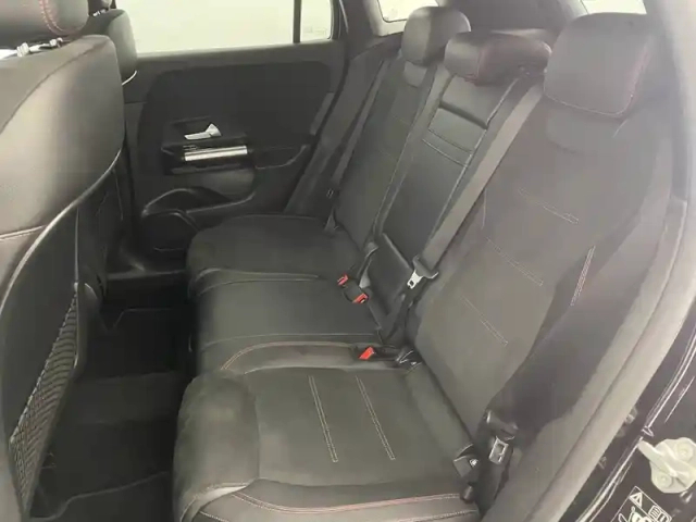Mercedes Gla 250 e 8g-dct — photo 16