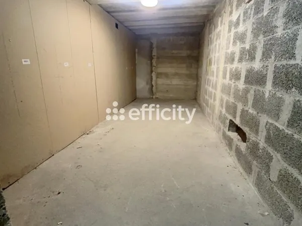 Parking 175 m²