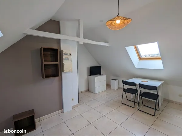 Studio meublé