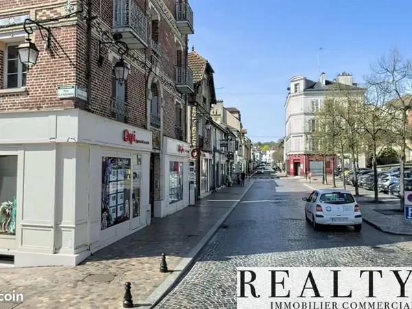 Local commercial 96 m²