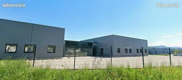 Locaux d'activité à vendre ou à louer 100 à 500 m² + bureaux - Sortie A7 Loriol-sur-Drôme Locaux d'a