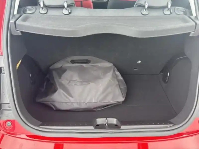 Fiat 500 e 95ch (red) my23 — photo 14