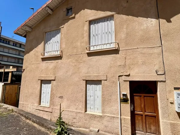 Immeuble de rapport 9 pièces 138 m²