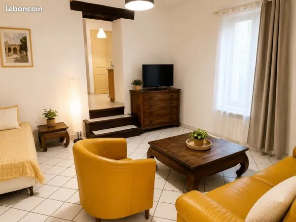 Appartement T2, centre-ville, Manosque 62 m²