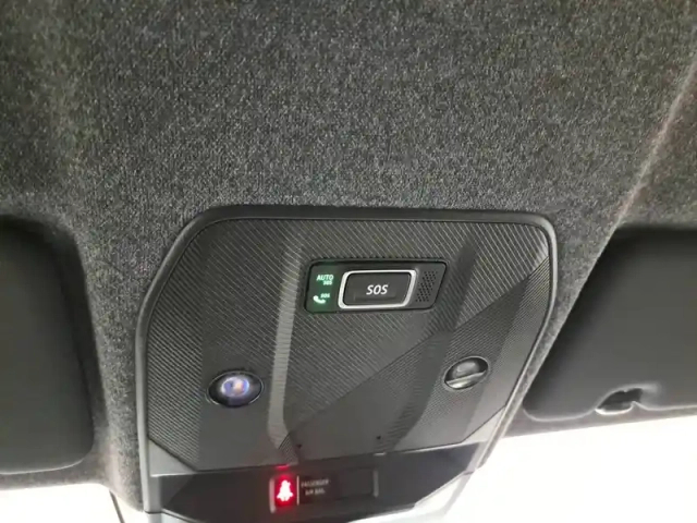 Renault Megane e-tech 220 ch autonomie confort gsr2 — photo 40