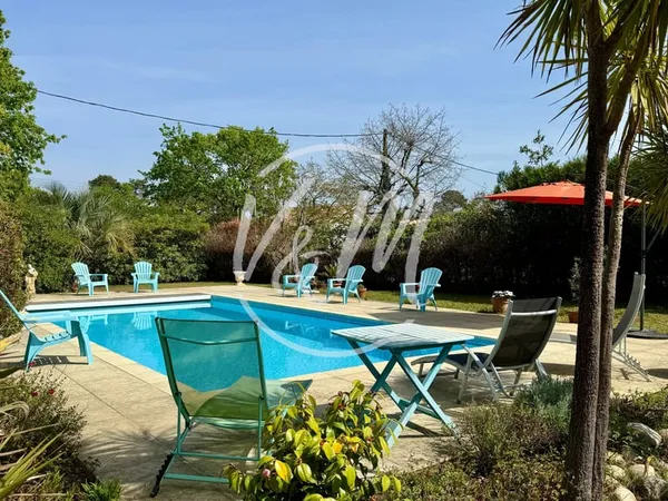 Andernos-les-Bains - Villa familiale 220 m² -9 pièces -