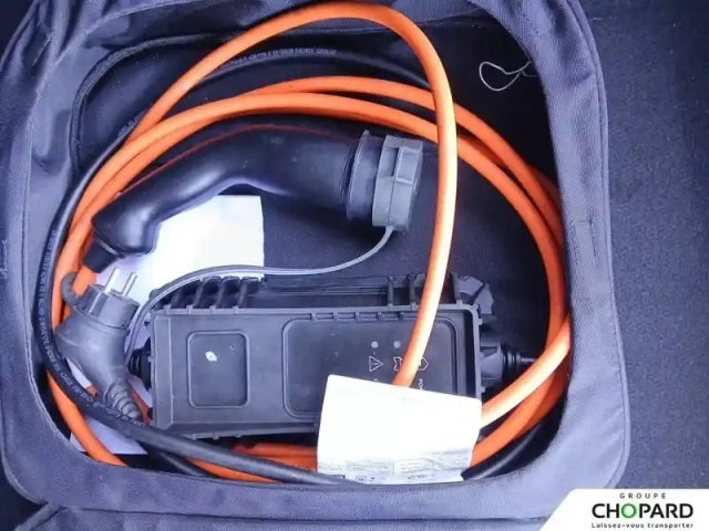 Peugeot 208 electrique 50 kwh 136ch — photo 24