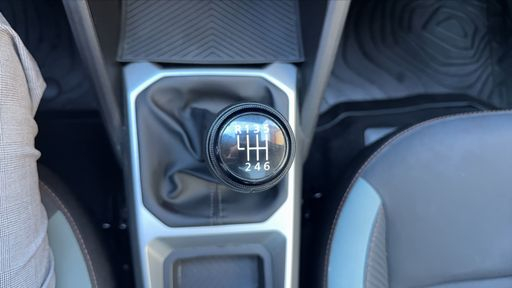 Dacia Bigster 1.2 TCe 140 Myld Hybride - Extreme – 2025 – 37164 km – Hybride essence – Boîte Manuelle — photo 11