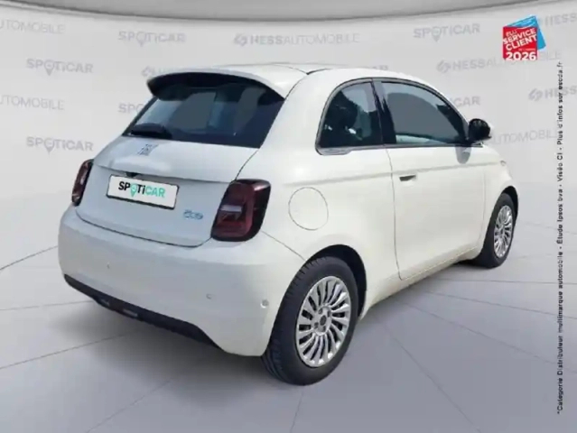 Fiat 500 e 118ch my23 — photo 6