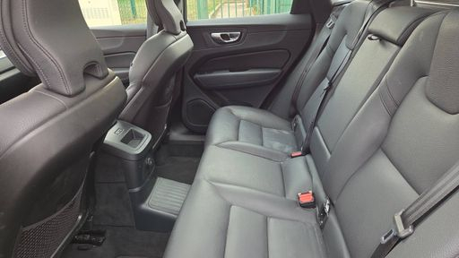 Volvo XC60 T6 Recharge 2.0 Ti 253 Plug in Hybrid 145 AWD Geartronic8 - Plus Style Dark – 2024 – 42063 km – Hybride rechargeable – Boîte Automatique — photo 44