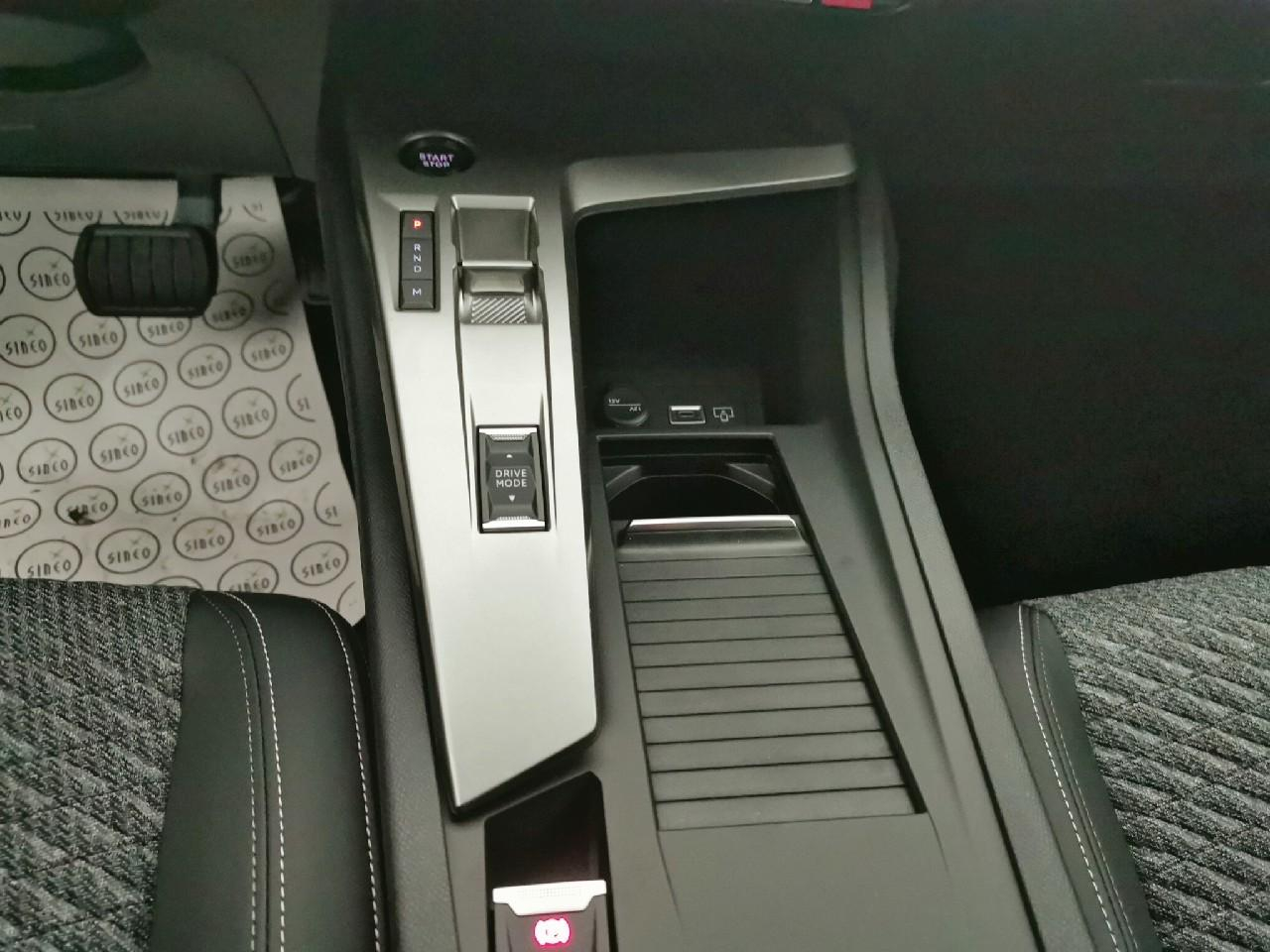 Peugeot 308 sw hybrid 145 e-dcs6 allure — photo 29