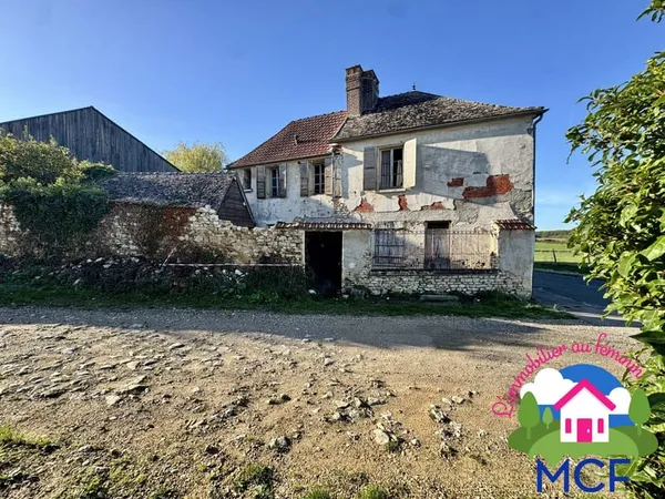 MAISON A RENOVER AVEC FORT POTENTIEL
