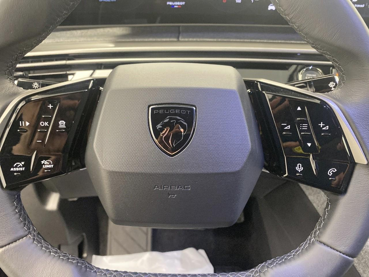 Peugeot 3008 hybrid 136 e-dcs6 allure — photo 17