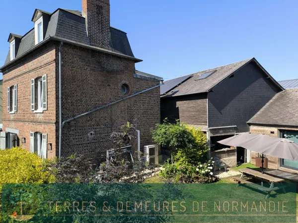 Maison de caractère 10 pièces 200 m²