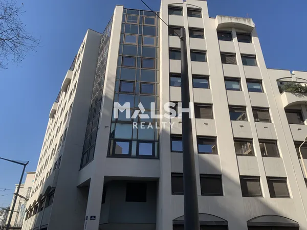 Bureaux 273 m²