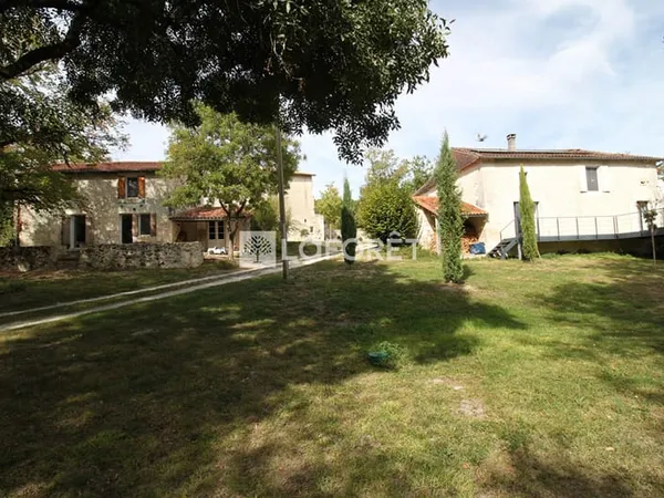 Maison de pays Celles 8 pièces 230 m2 sur 1,8 ha - Dépendances