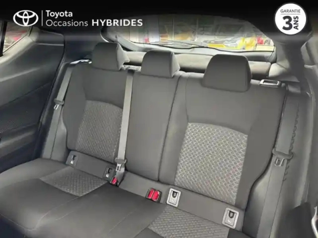 Toyota C-Hr 2.0 hybride 184ch design e-cvt — photo 12