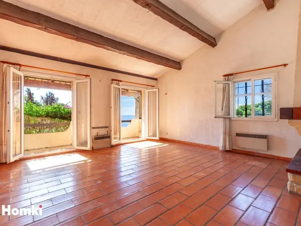 Maison familiale 126 m2 avec vue dégagée, terrain de 1 100 m2 - Les hauteurs de l'Estaque