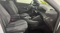Peugeot 2008 1.2 130ch S&S Allure EAT8 — photo 15