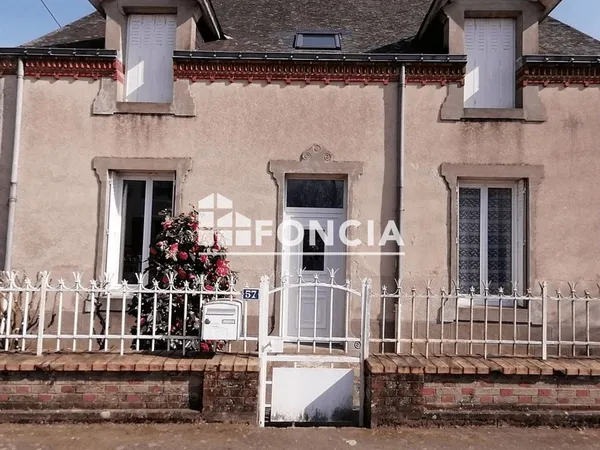 Maison Location Montbizot 5p 109m² 845€