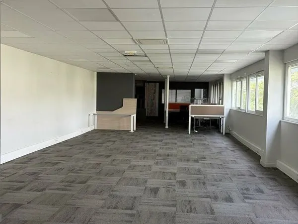 Bureaux 91 m² LE MANS