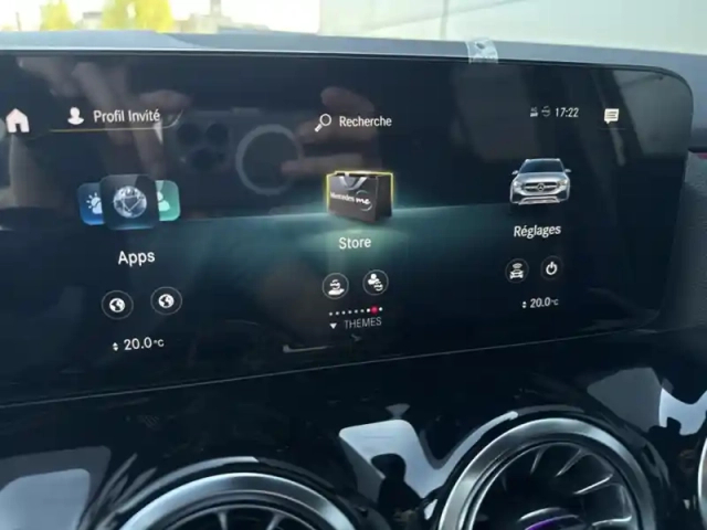 Mercedes Gla 200 d amg line — photo 17