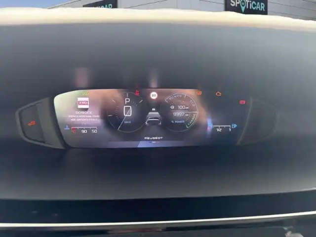 Peugeot 308 hybrid 145 e-dcs6 style — photo 21