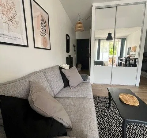 Studio 31m2 oullins pierre benite - proche hopital - ideal interne lyon sud