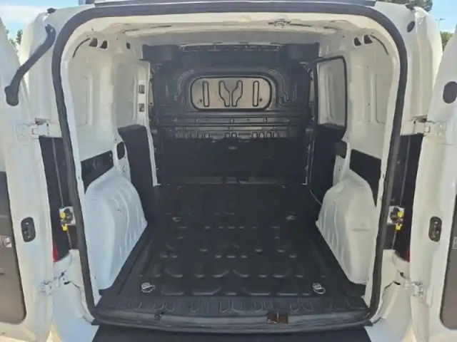 Fiat Doblo cargo 1.3 multijet 95ch pack professional trio nav e6 — photo 6