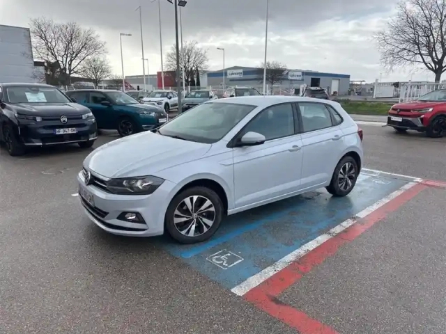 Volkswagen Polo 1.0 tsi 95 s&amp;s bvm5 connect — photo 1