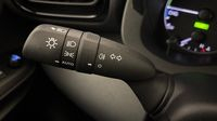 Toyota Yaris 116h Dynamic 5p MY22 — photo 23
