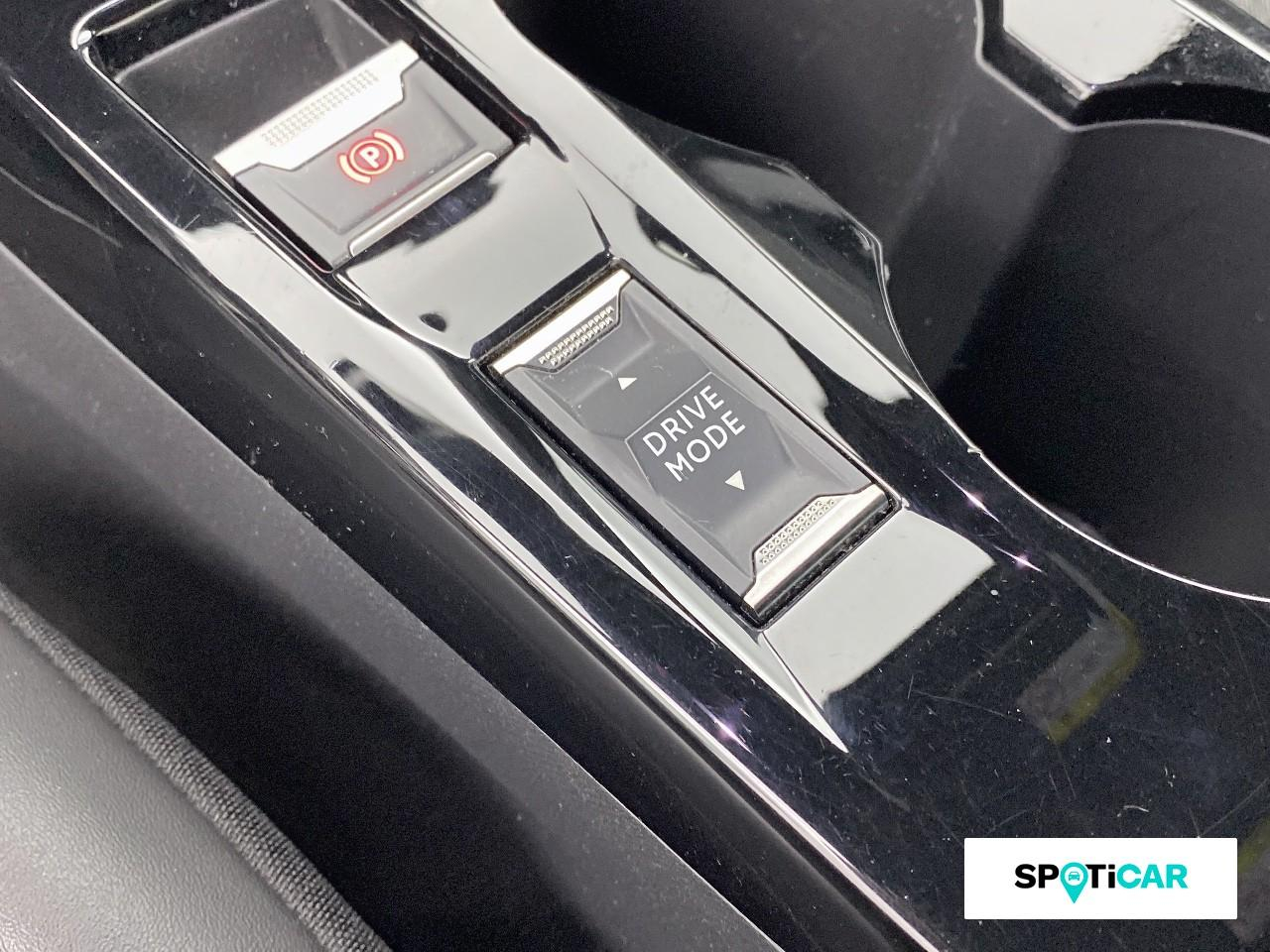 Peugeot 2008 1.2 puretech 130ch s&s allure pack eat8 — photo 16