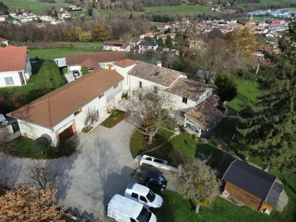 Propriété 8 pièces 345 m²