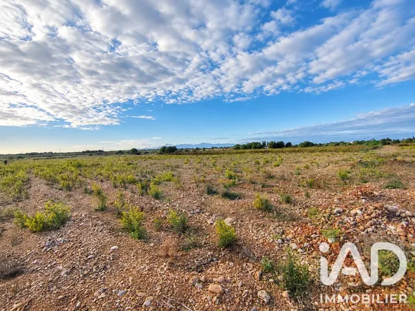 Terrain 9860 m²