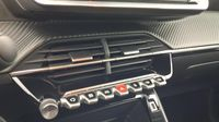 Peugeot 208 1.2 PureTech 100ch S&S Active Pack — photo 15