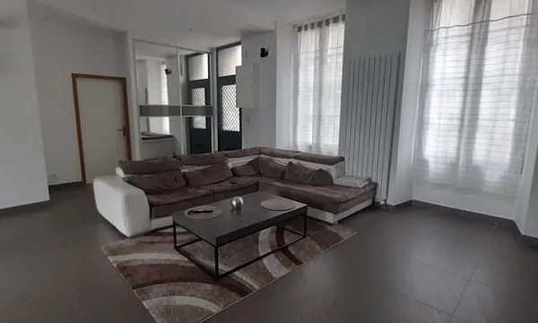 Belle maison bourgeoise, emplacement exceptionnel