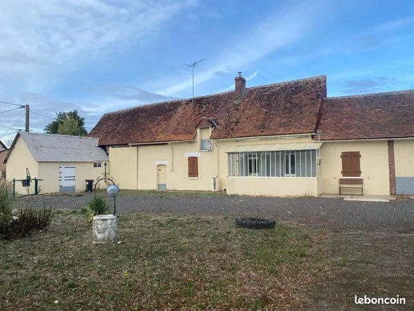 Corps de ferme a vendre