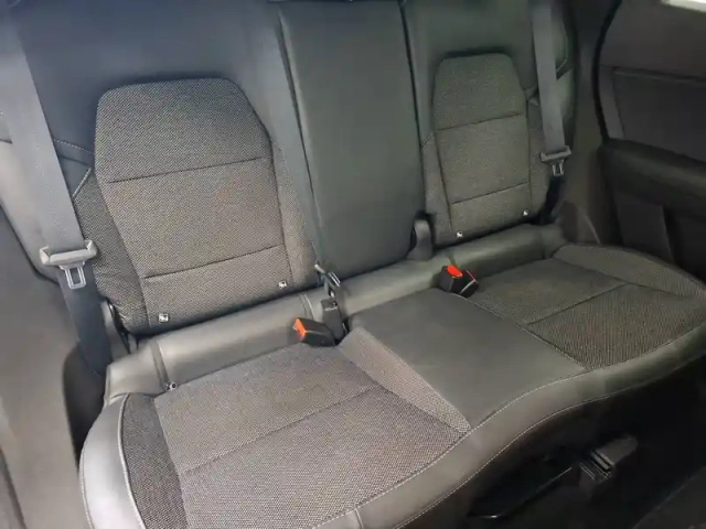 Renault Captur e-tech 145 - 21 — photo 15