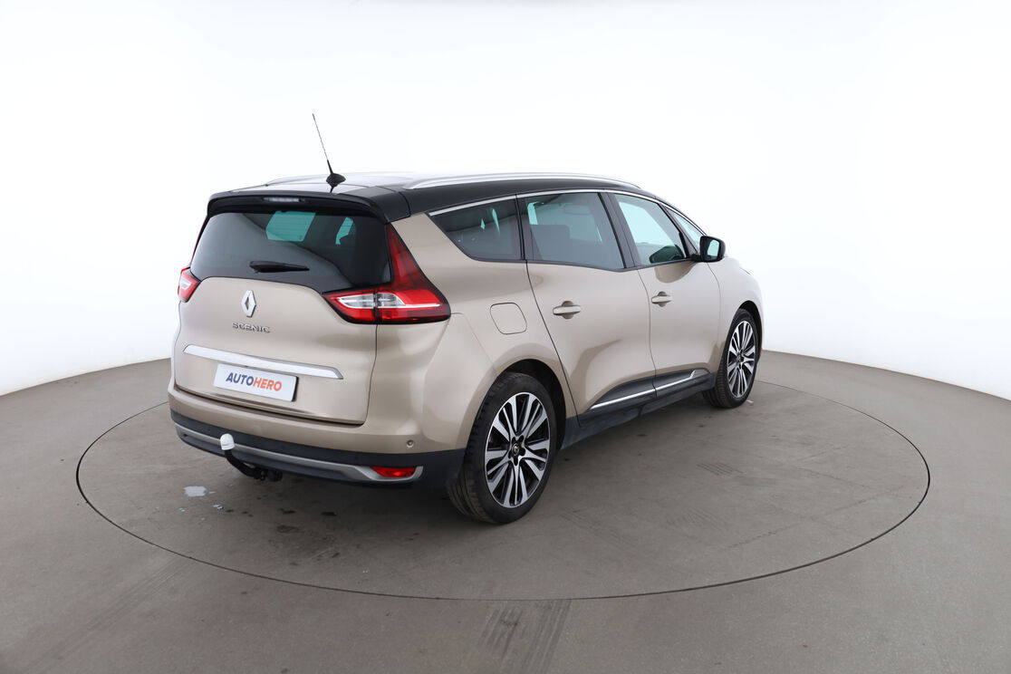Renault Grand Scenic 1.6 dCi Energy Initiale Paris EDC — photo 5